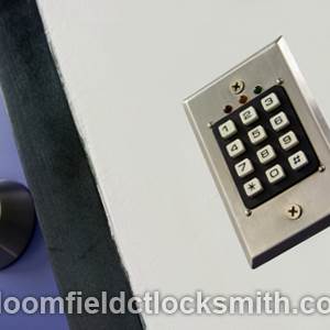 Bloomfield CT Locksmith Hank Dulonnok